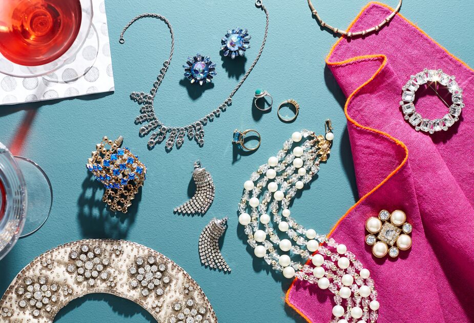 “Bridgerton” and Baubles with Jewelry Collector Neil Zevnik